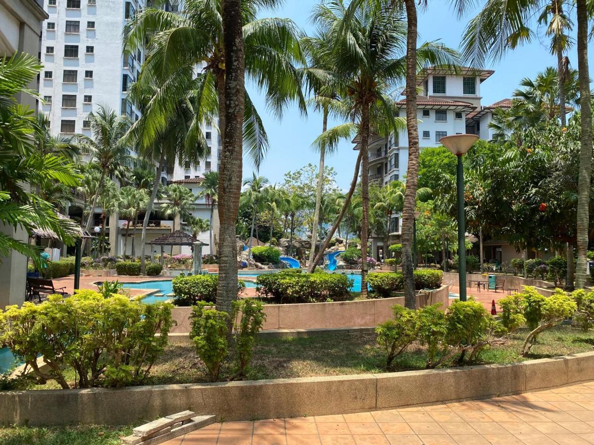 Gracious ~ Walking Distance To See, Shop And Eat Malacca Exteriör bild